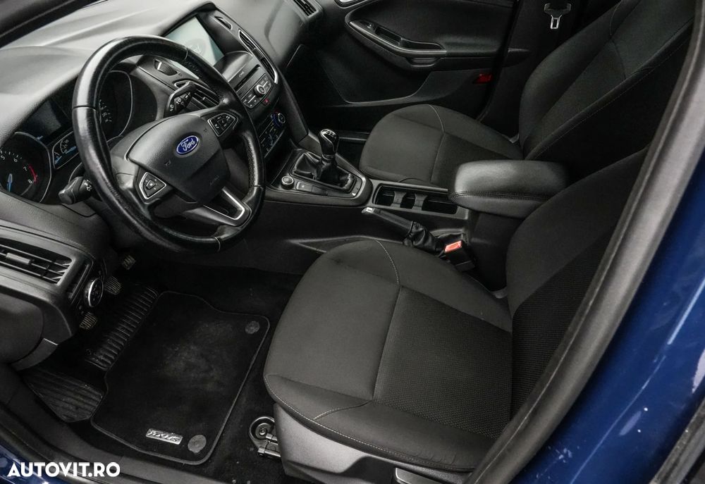 Ford Focus 1.0 EcoBoost Trend - 11