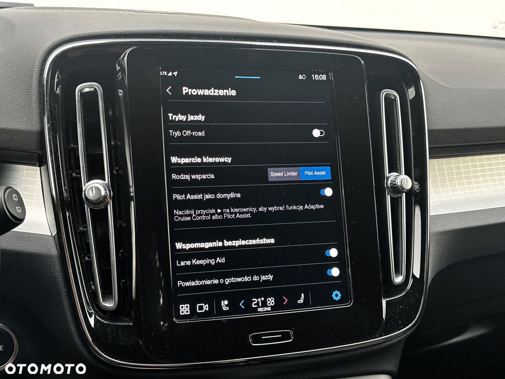 Volvo XC 40 - 27