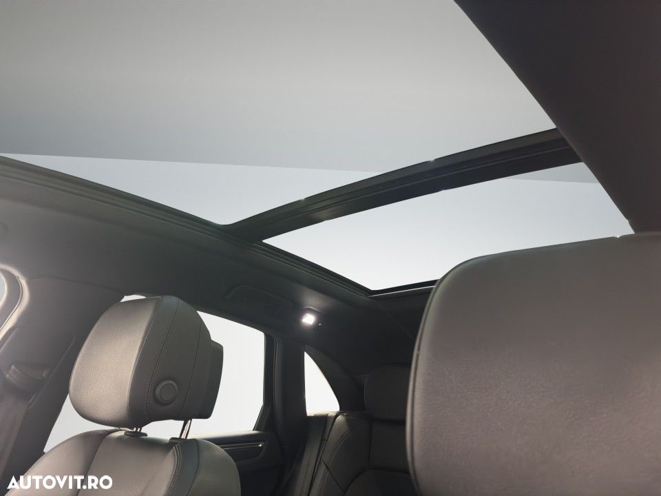 Porsche Macan Standard - 17