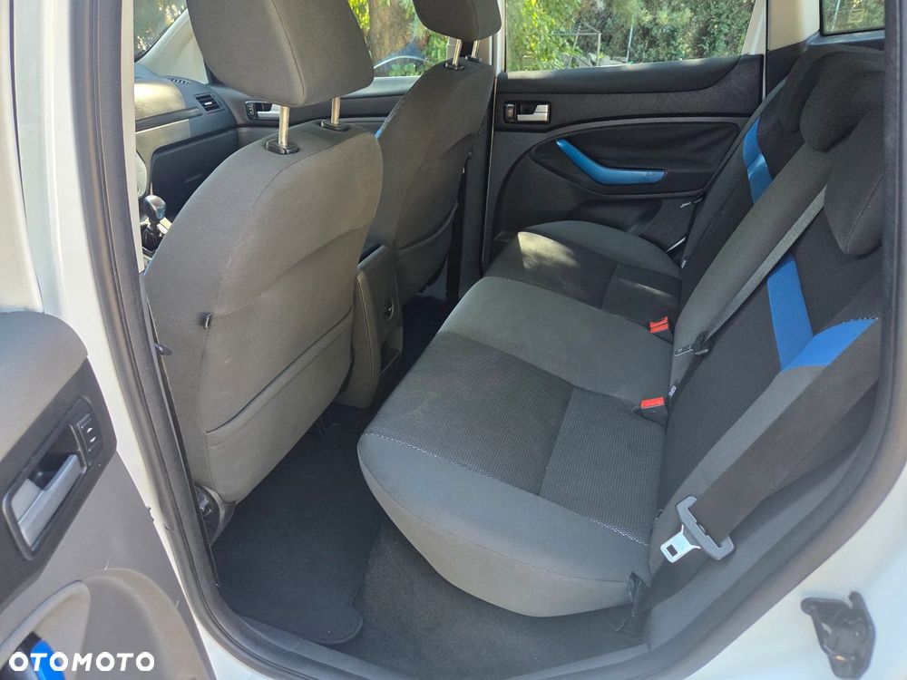 Ford Kuga 2.5 Trend - 37