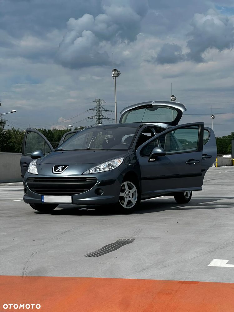 Peugeot 207 1.4 16V Trendy - 1