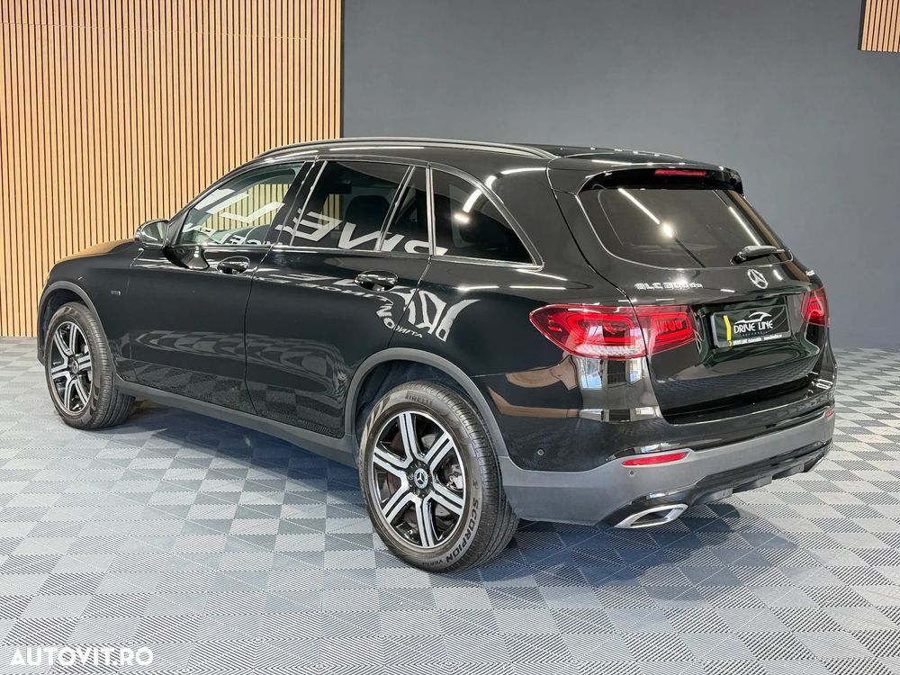 Mercedes-Benz GLC 300 de 4Matic 9G-TRONIC - 6
