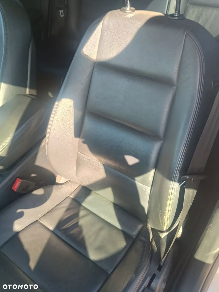 Audi A6 Avant 2.0 TDI - 15