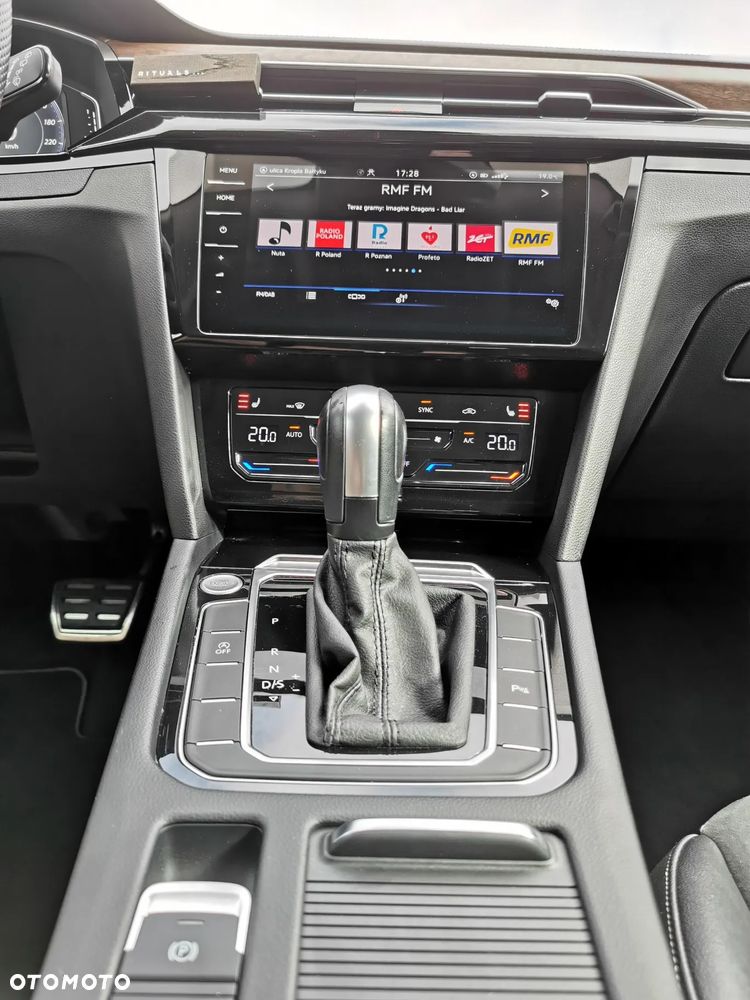 Volkswagen Arteon 2.0 TSI Elegance DSG - 24