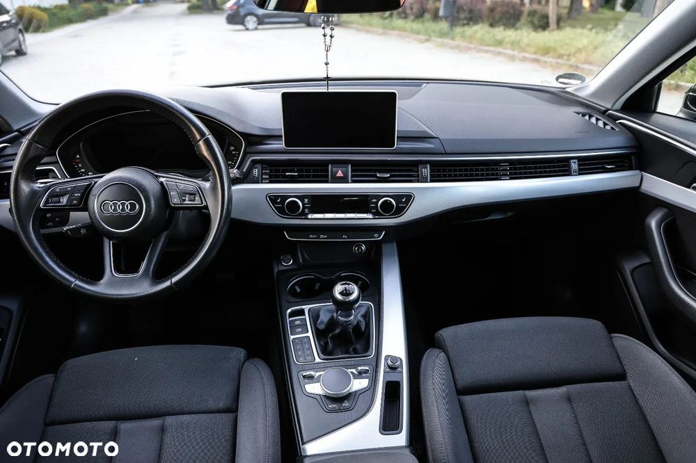 Audi A4 Avant - 9