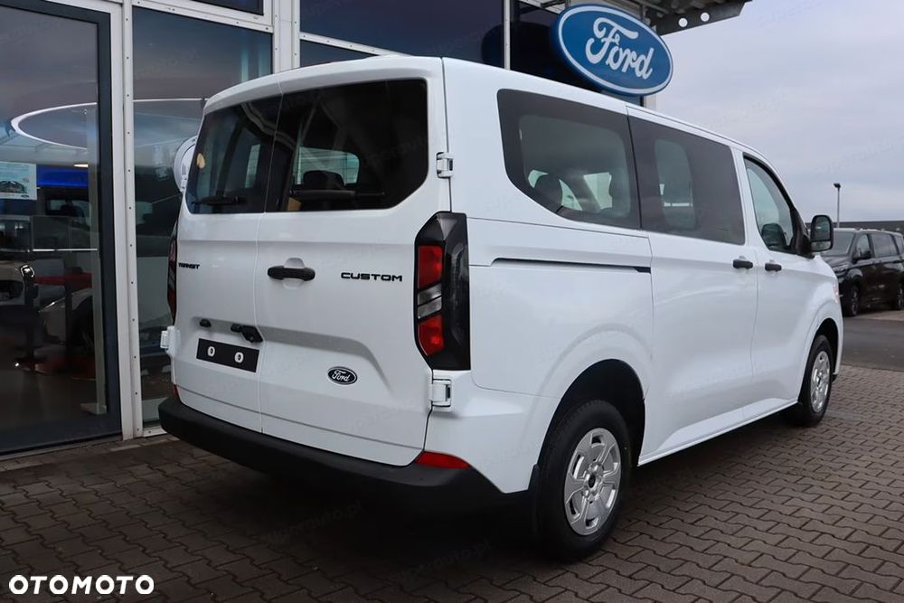 Ford Transit Custom - 8
