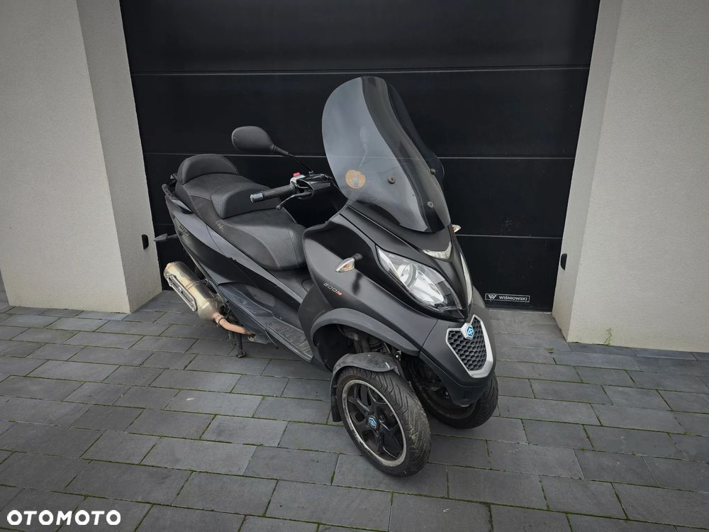 Piaggio MP-3 - 8