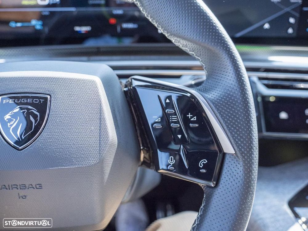Peugeot E-3008 73 kWh GT - 31