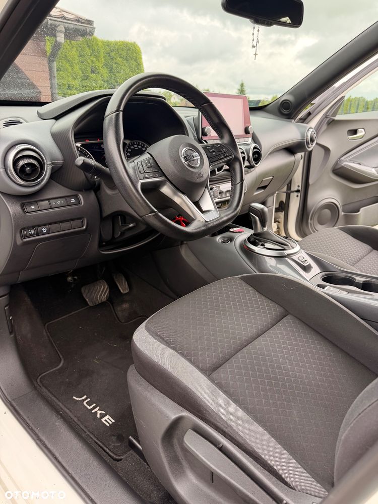 Nissan Juke 1.0 DIG-T N-Connecta DCT - 11