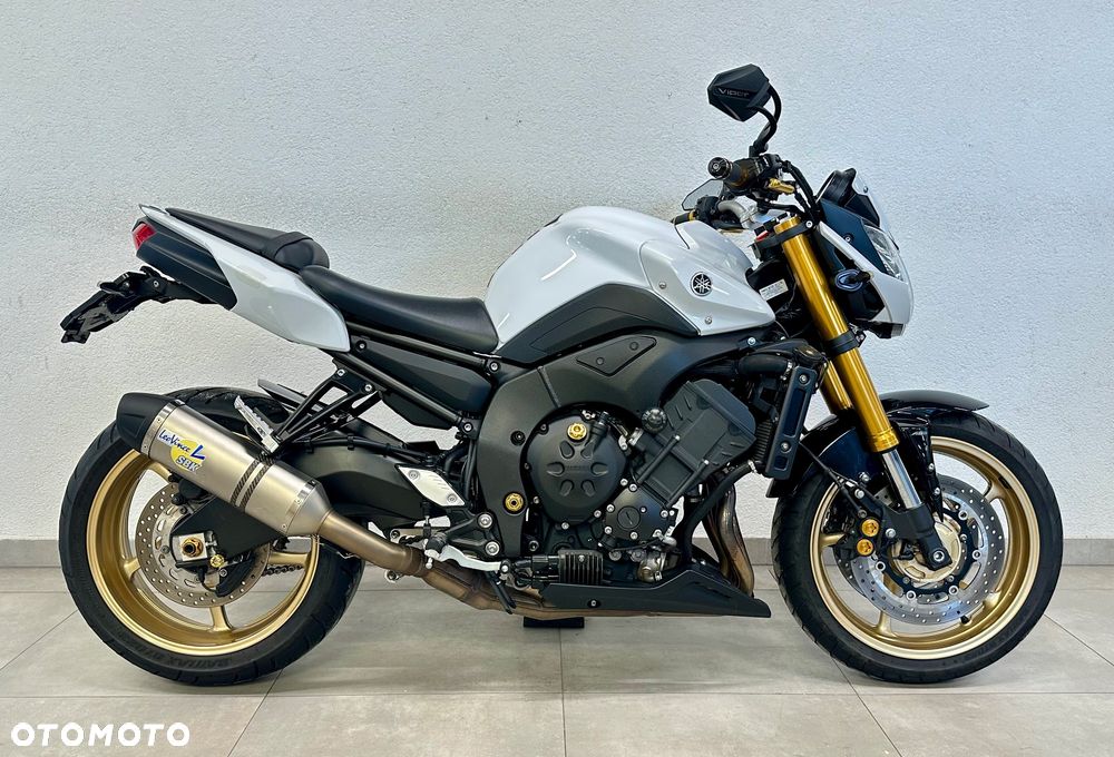 Yamaha FZ8 - 4