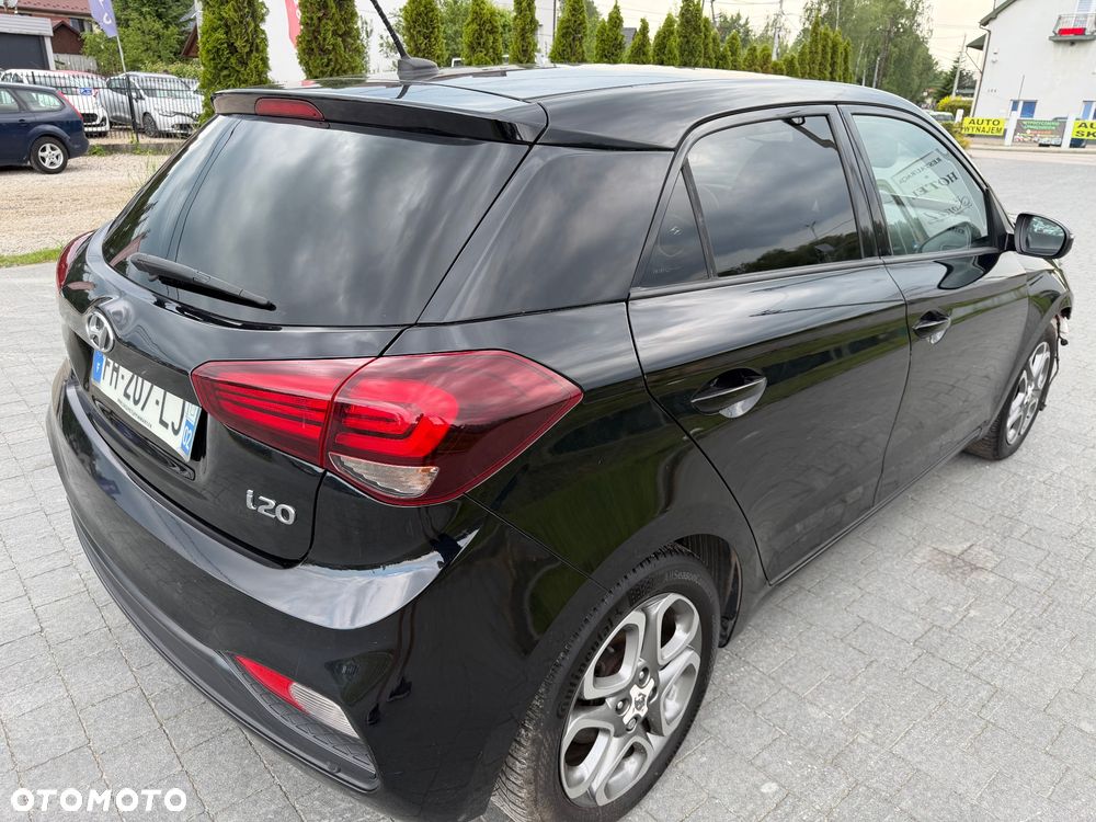 Hyundai i20 blue 1.2 Pure - 4