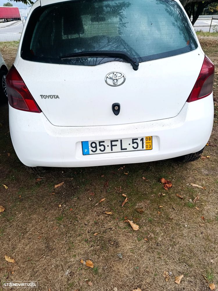 Toyota Yaris 2008 photo 2