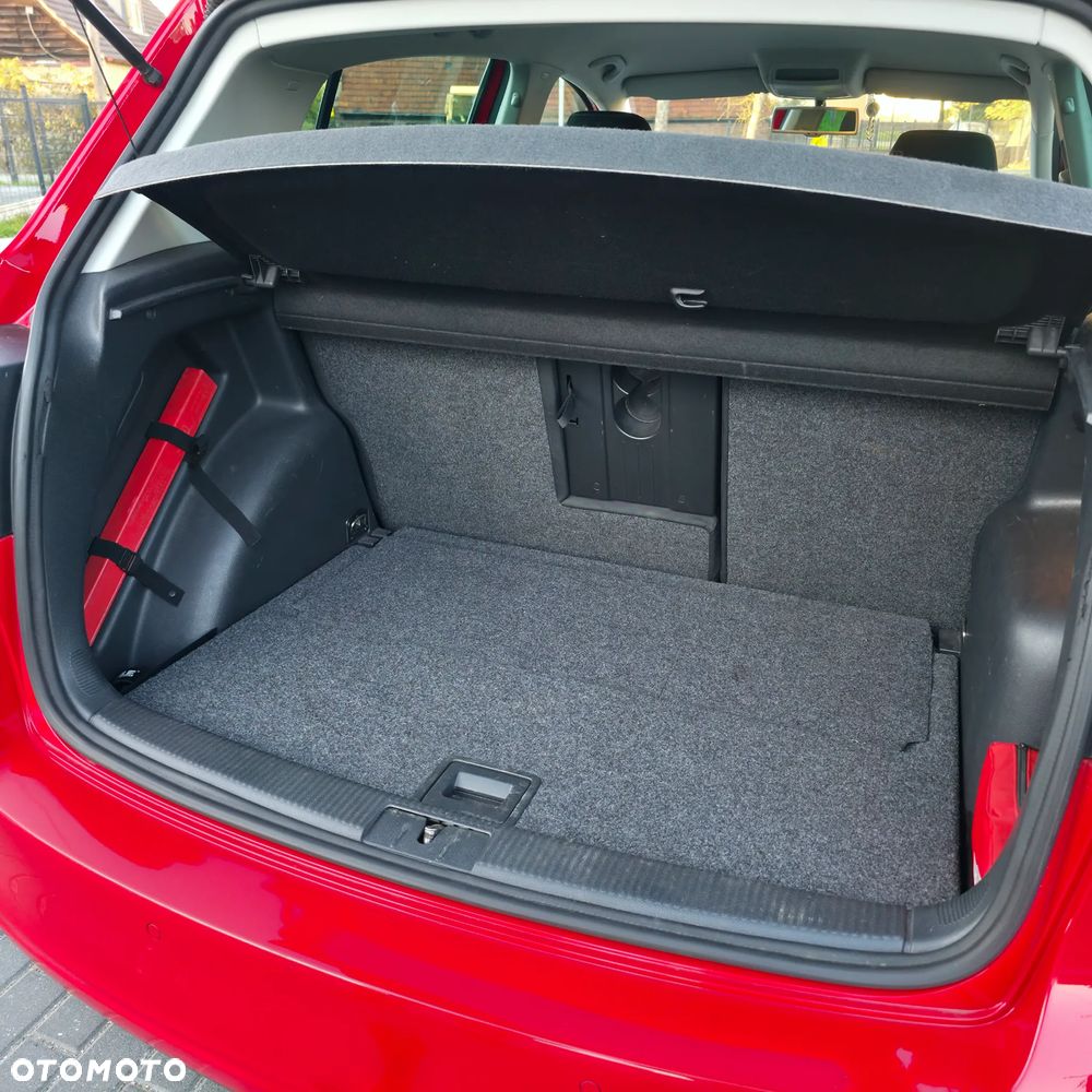 Volkswagen Golf Plus - 10