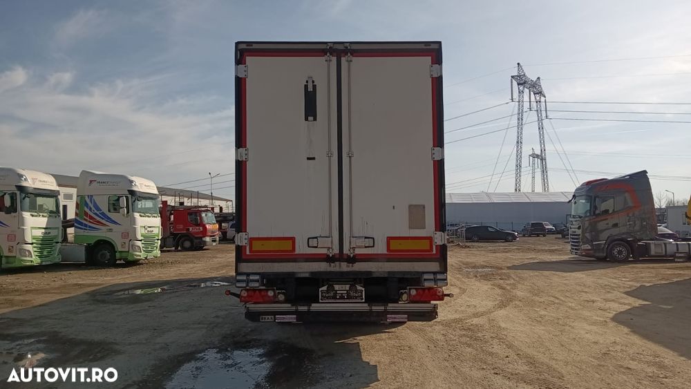 Schmitz Cargobull SCB S3B - 8