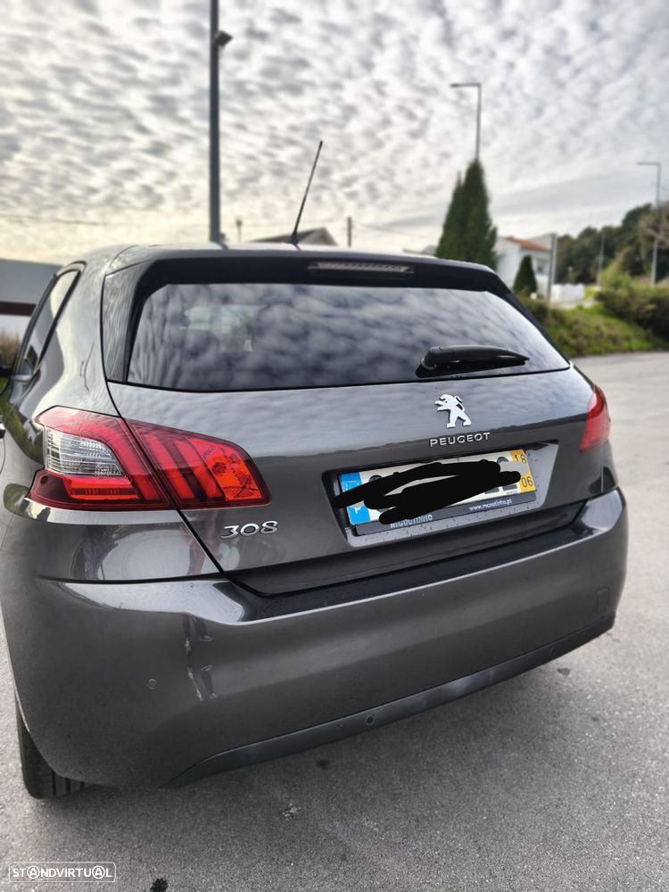 Peugeot 308 1.5 BlueHDi Style - 3