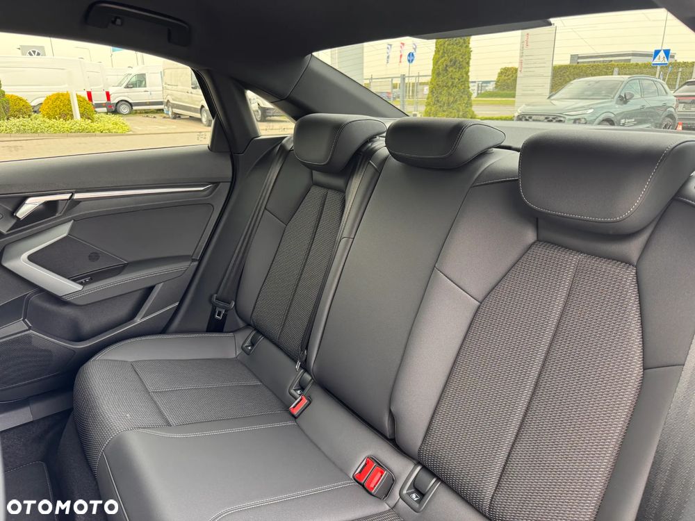 Audi A3 Limousine TFSI mHEV 110 kW S tronic - 29
