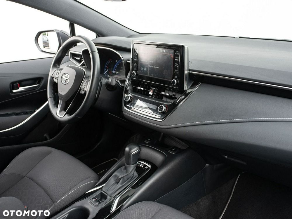 Toyota Corolla - 26