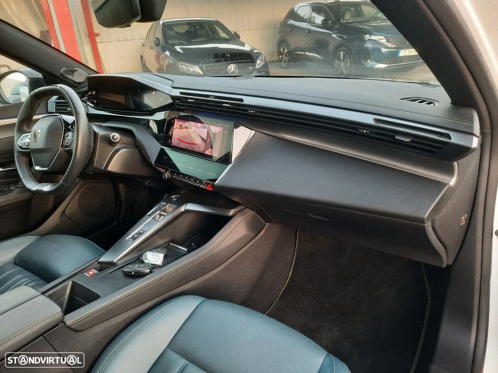 Peugeot 308 1.6 Hybrid GT Pack e-EAT8 - 19