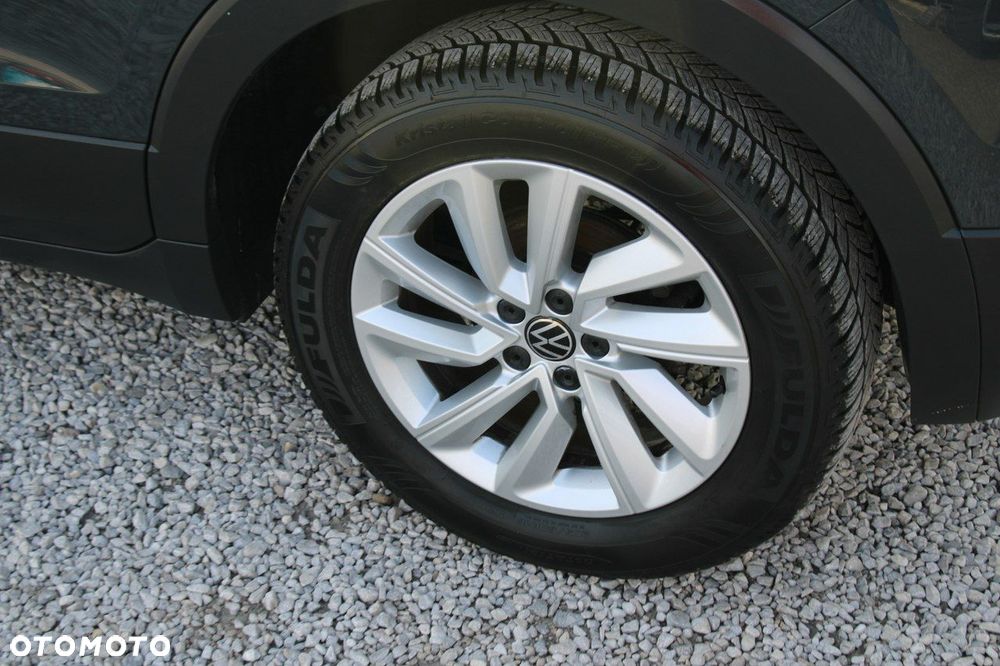 Volkswagen T-Cross - 13