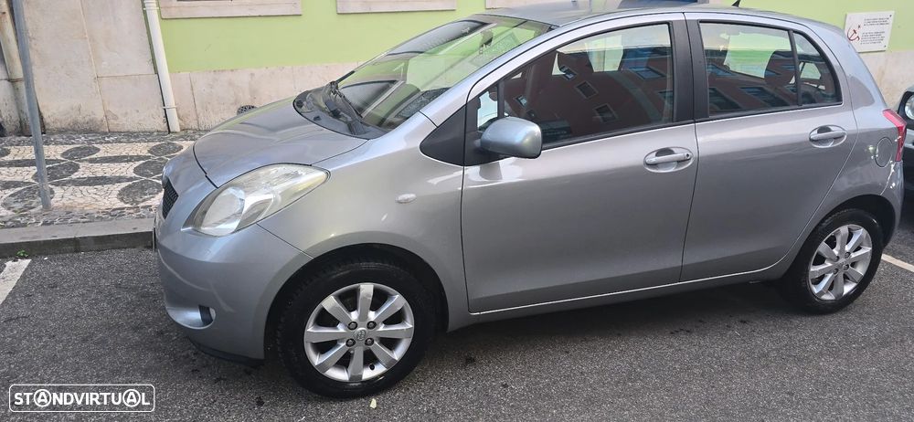 Toyota Yaris 1.0 VVT-i Rock in Rio 08 - 2