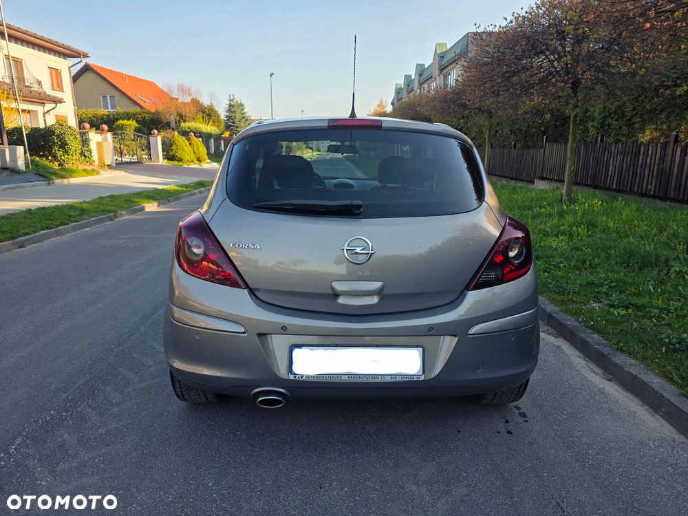 Opel Corsa - 33
