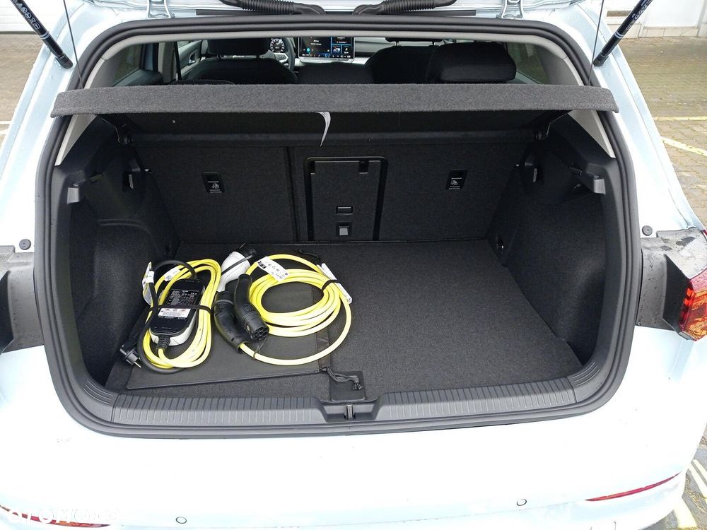 Volkswagen Golf - 19