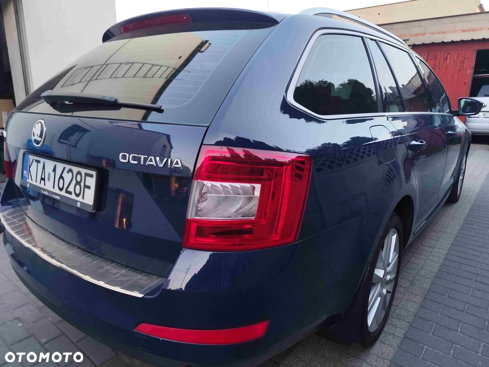 Skoda Octavia 2.0 TDI Elegance DSG - 4