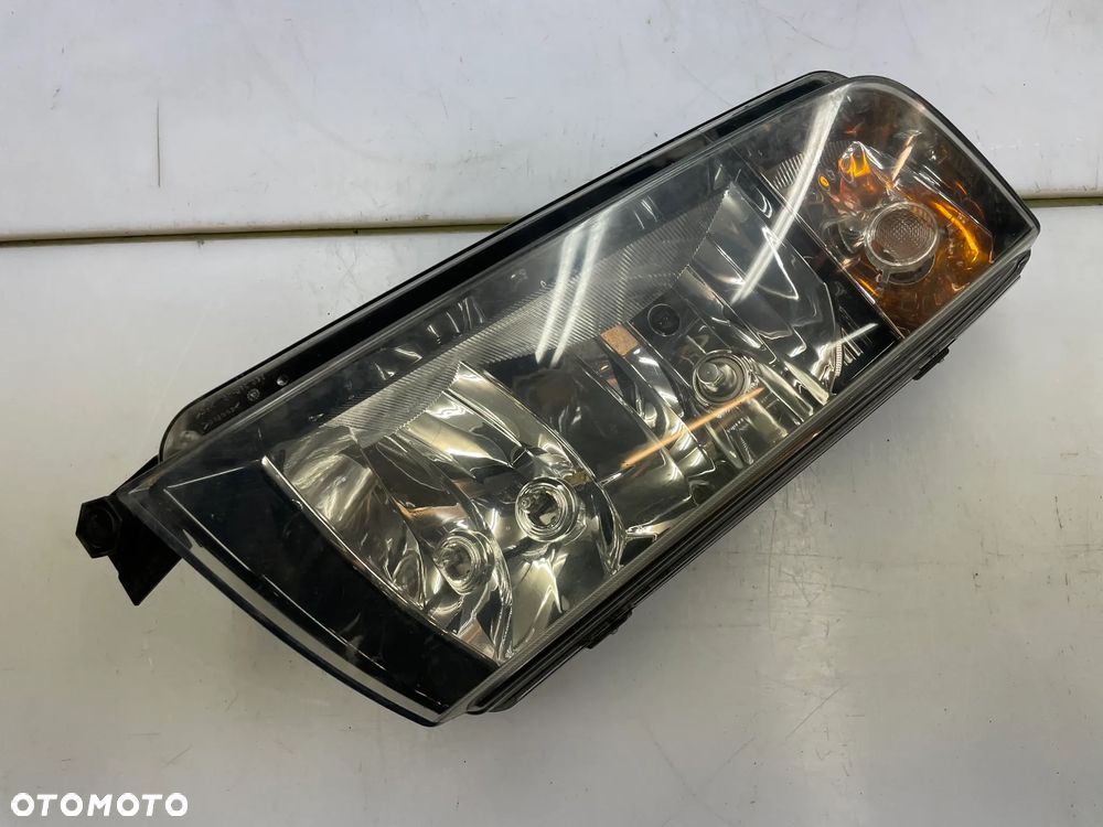 lampa prawy przód Skoda Fabia I LIFT - 3