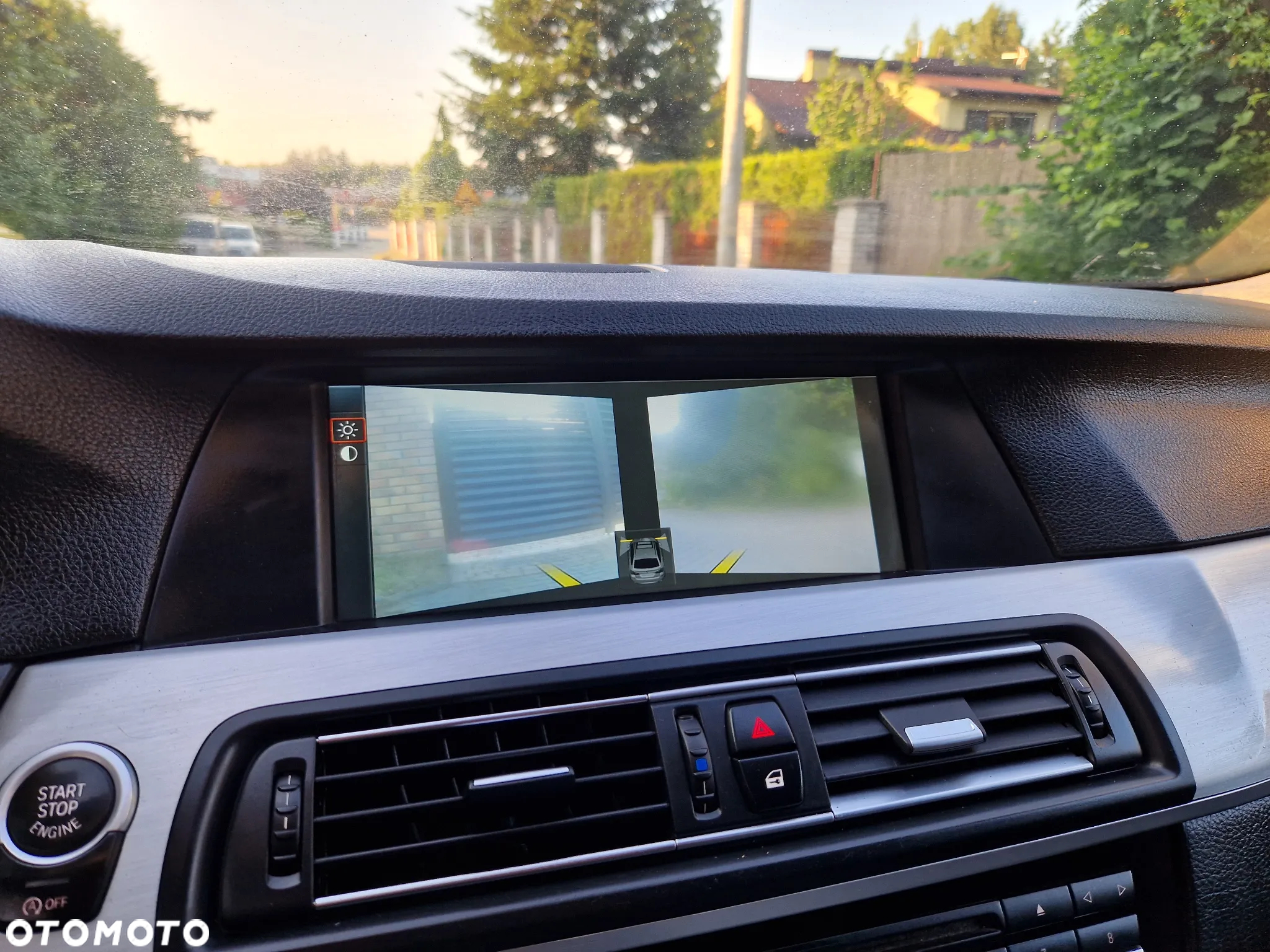 BMW Seria 5 525d xDrive - 33