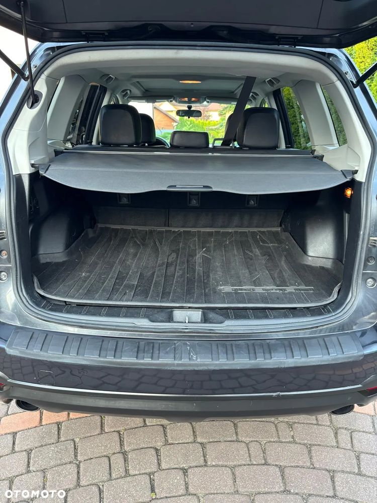 Subaru Forester 2.0 XT Platinum Lineartronic - 14