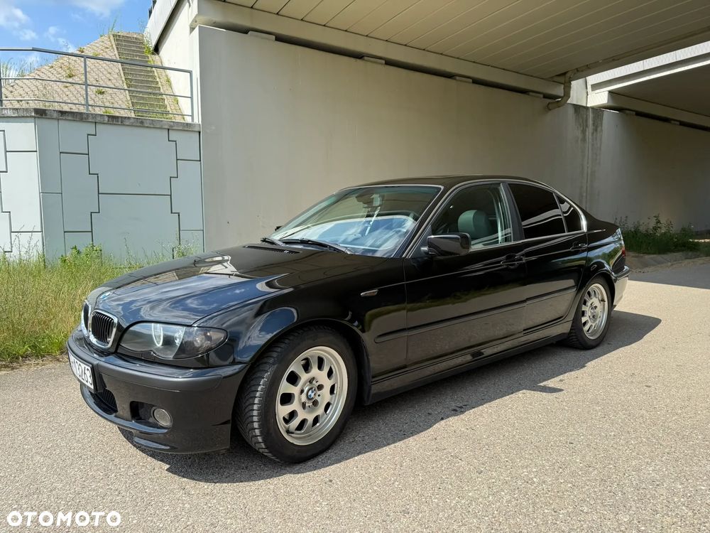 BMW Seria 3 320i - 11