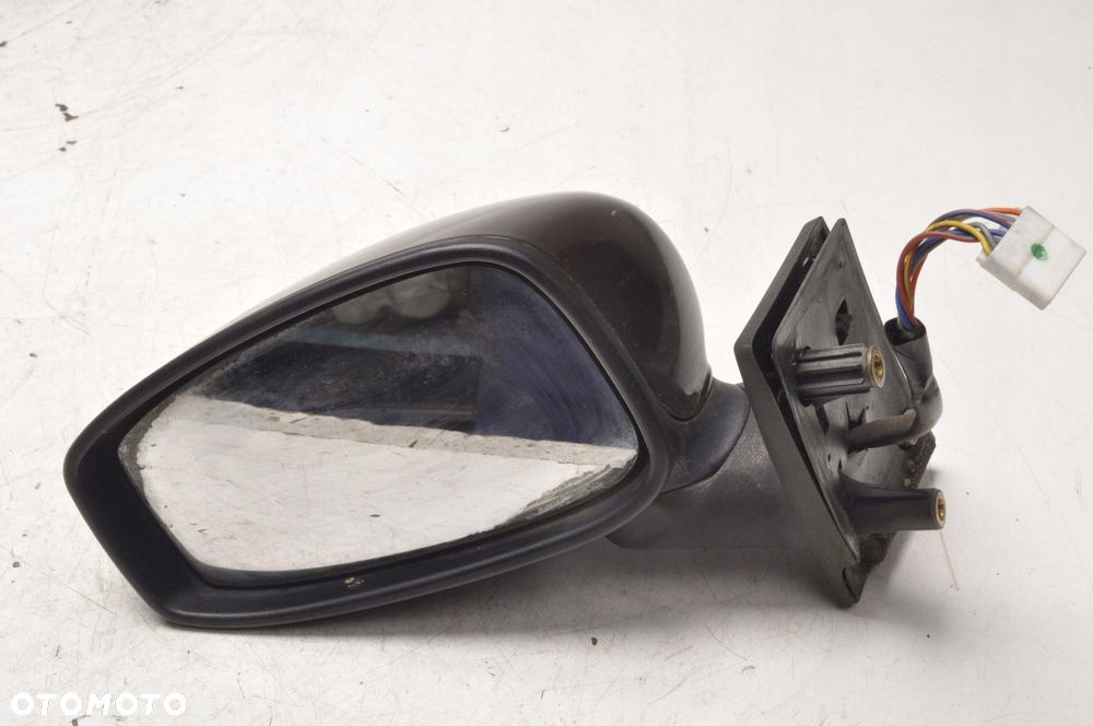 LANCIA MUSA LUSTERKO LEWE 7 PIN EUROPA - 3