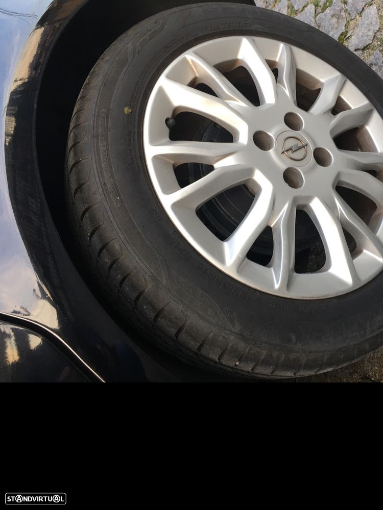 Opel Corsa 1.2 CMON - 16