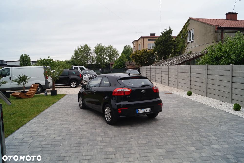 Kia Rio 1.2 Edition 7 - 25