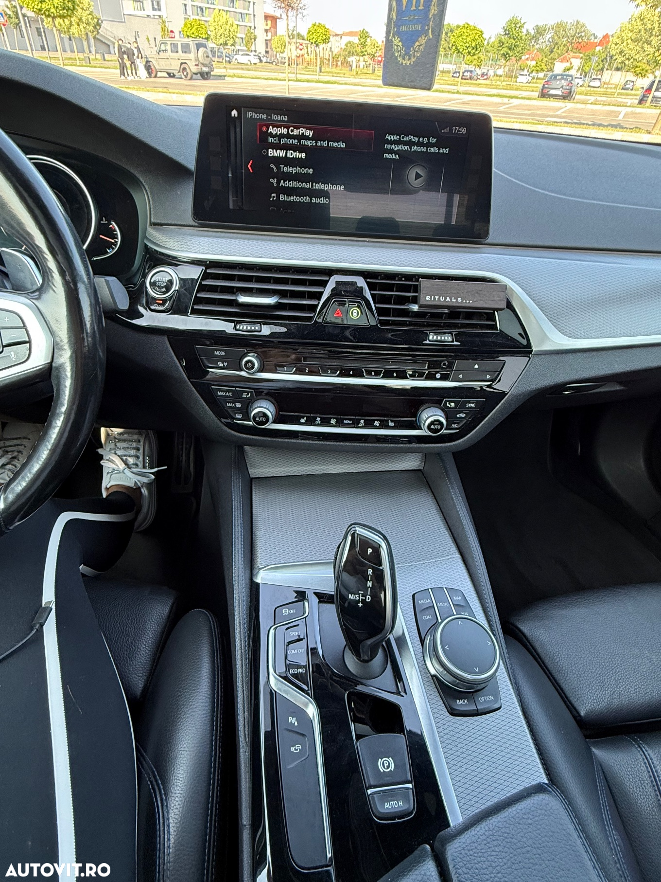 BMW Seria 5 520d xDrive AT - 36