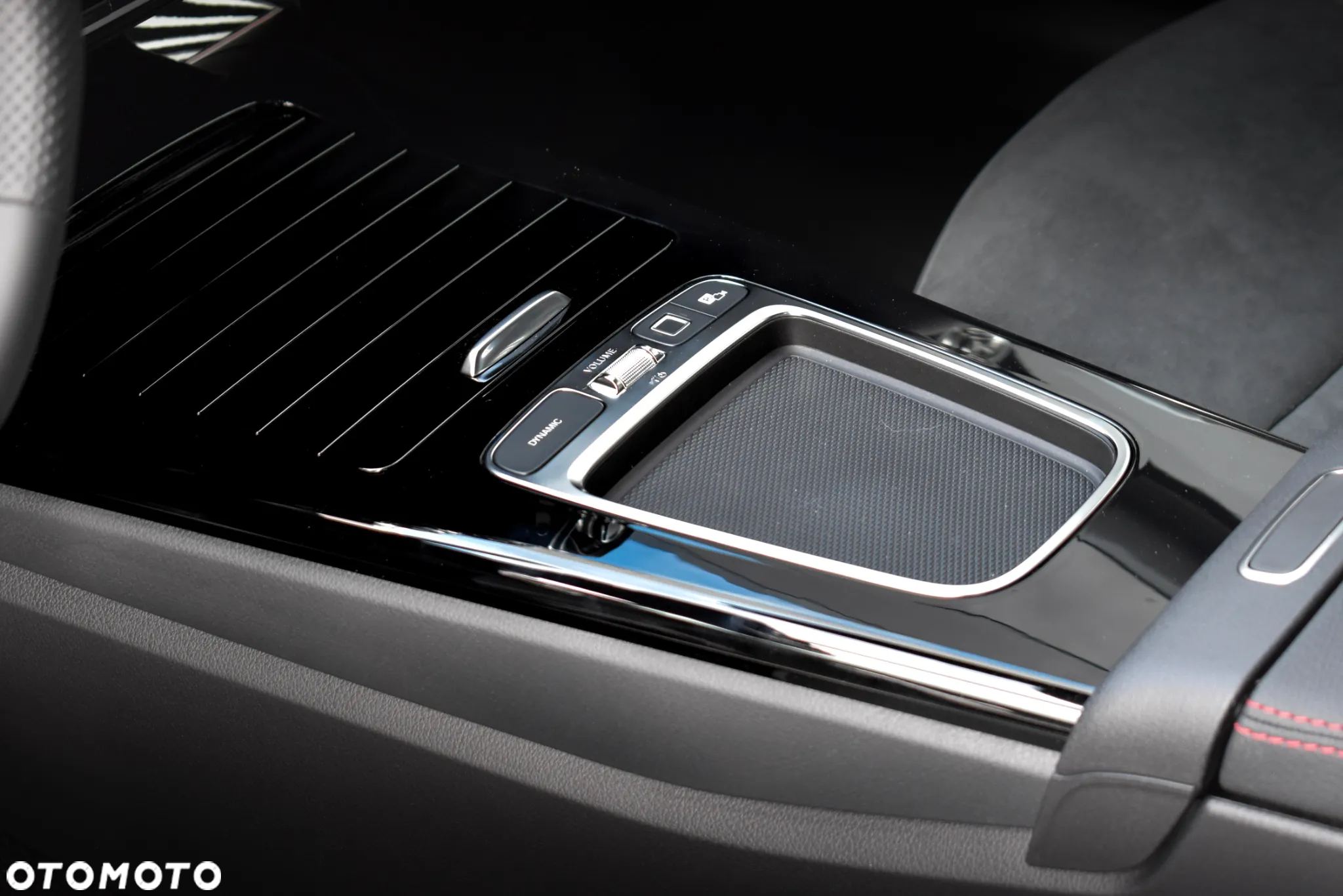 Mercedes-Benz Klasa A 180 7G-DCT AMG Line - 20