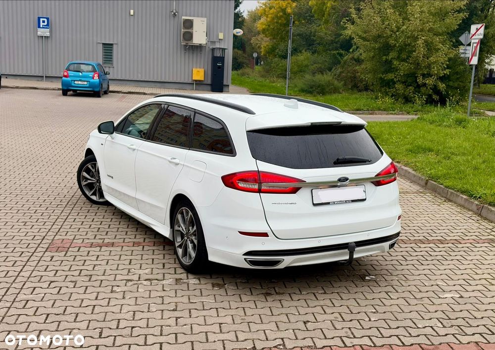 Ford Mondeo SW 2.0 Hybrid Vignale Plus - 9