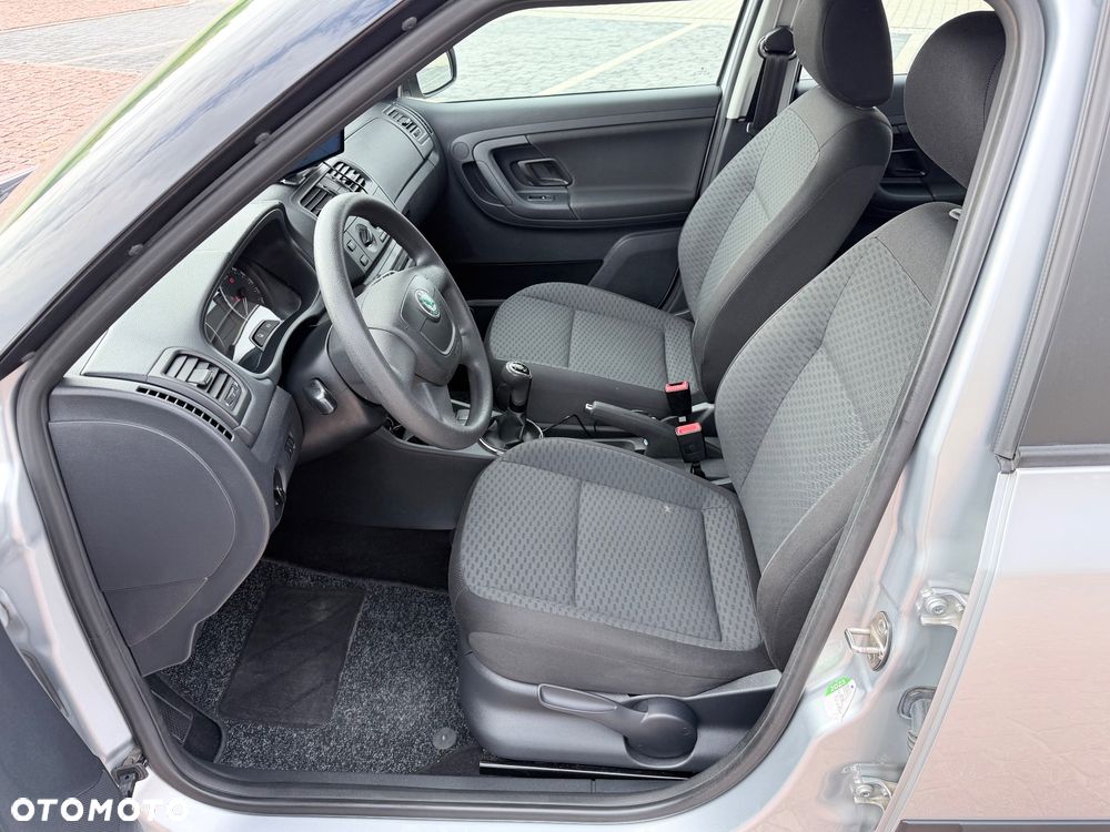 Skoda Fabia 1.2 TSI Family - 8