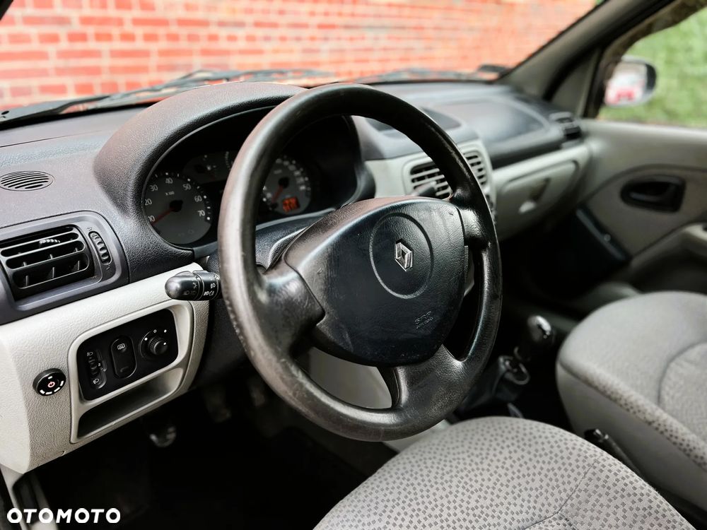 Renault Thalia - 19