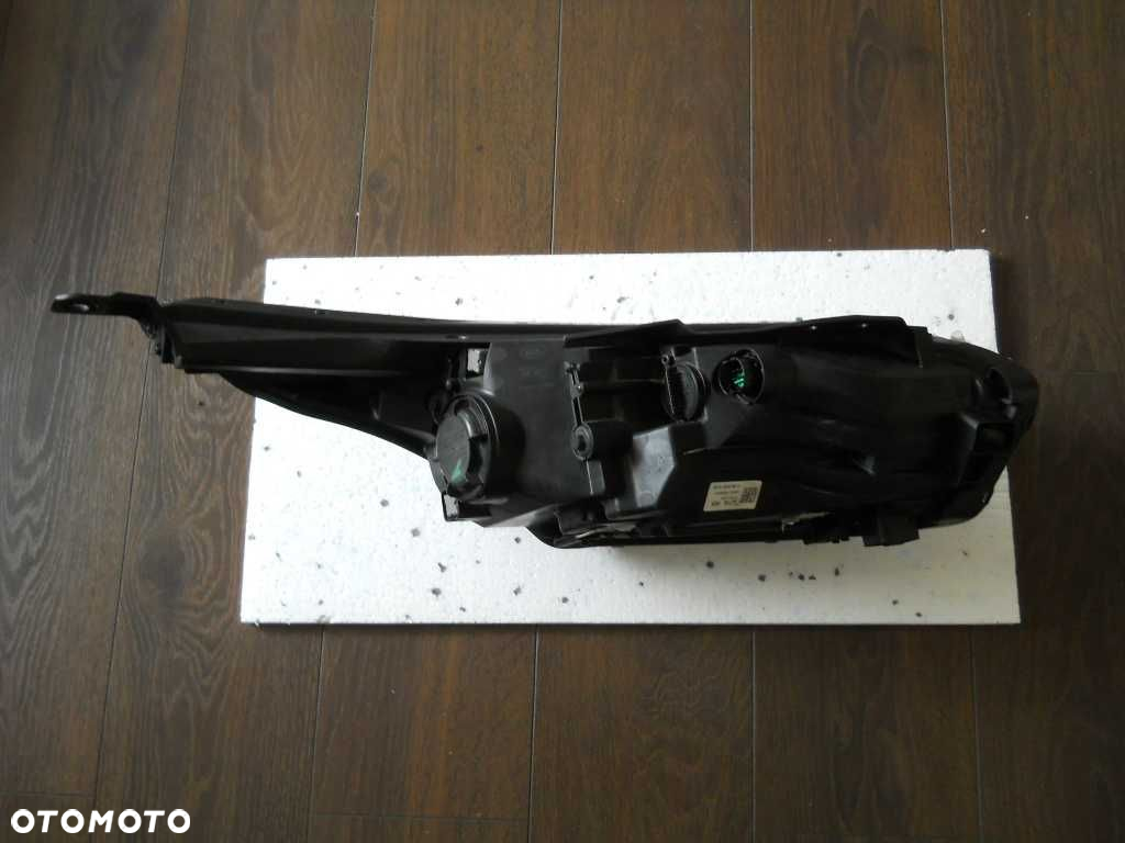 Lampa przednia Reflektor Kia Ceed III >2018 lewa 92101J7100 OE F.Vat - 2