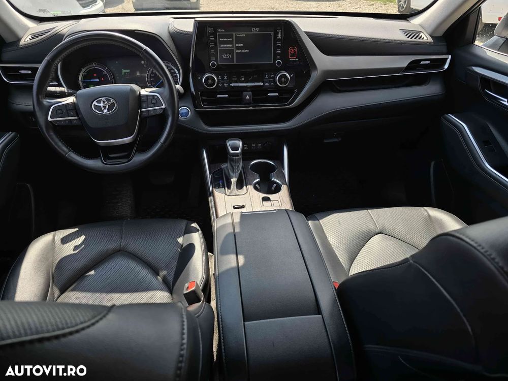 Toyota Highlander - 11
