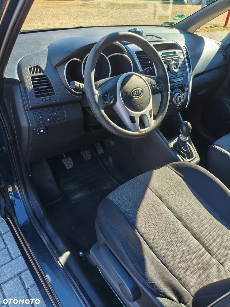 Kia Venga 1.4 CVVT Black Collection - 5