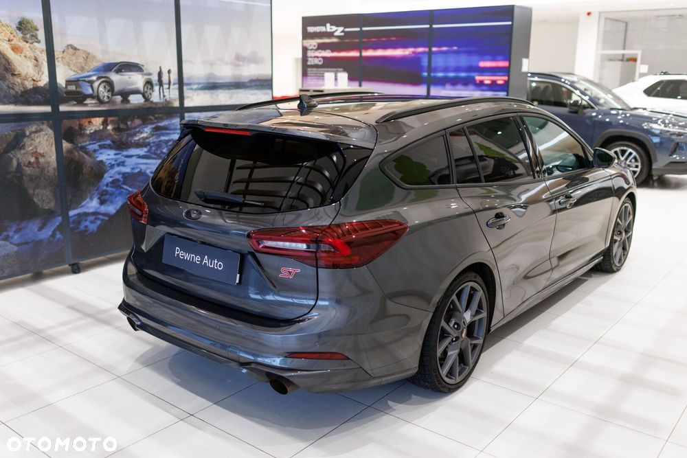 Ford Focus - 24