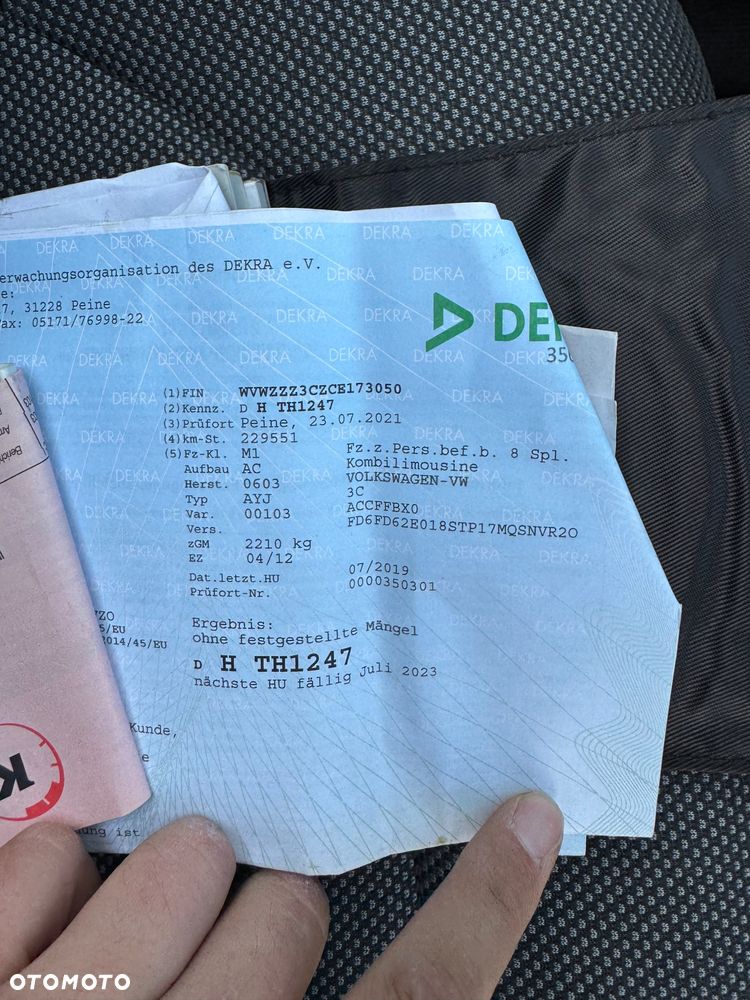 Volkswagen Passat - 12