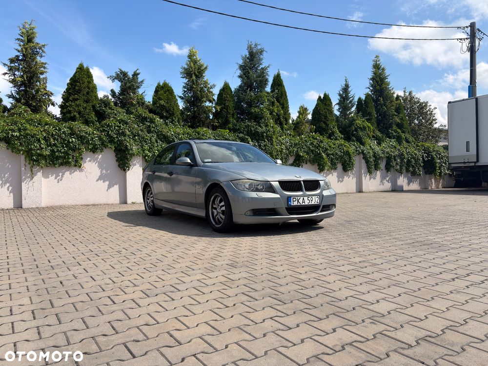 BMW Seria 3 320d - 2