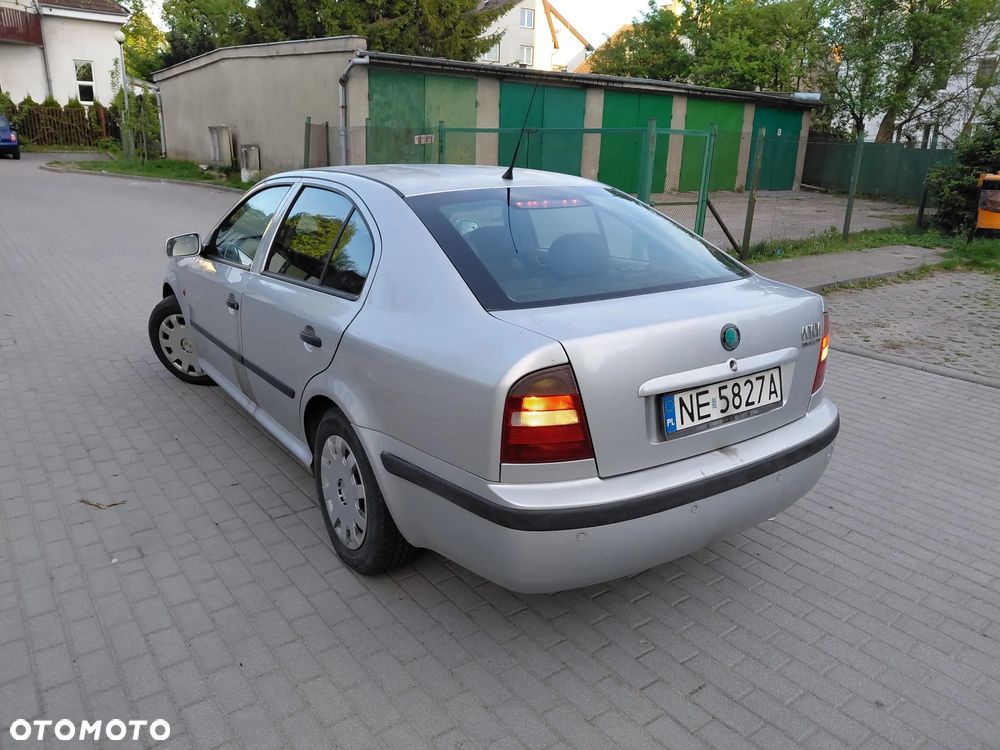 Skoda Octavia 1.9 TDI Tour - 6
