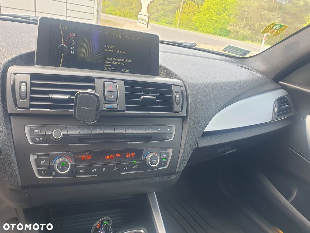 BMW Seria 1 120d xDrive - 9