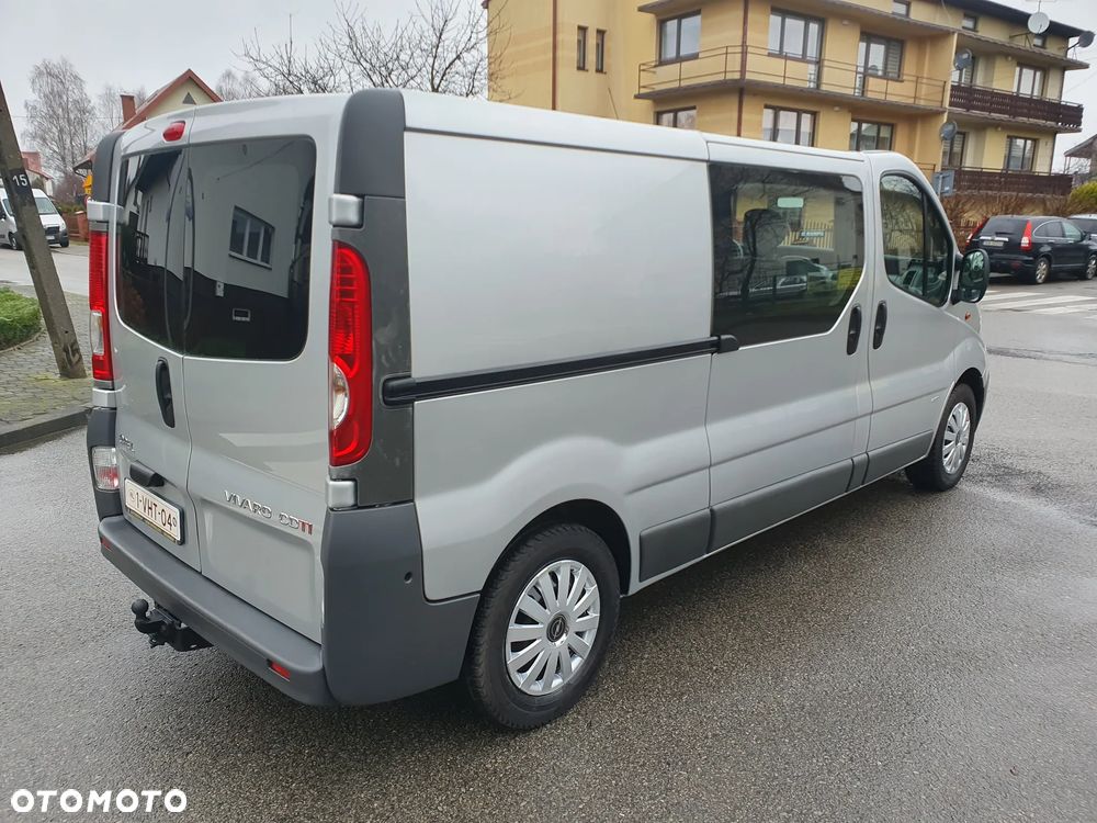Opel Vivaro - 8