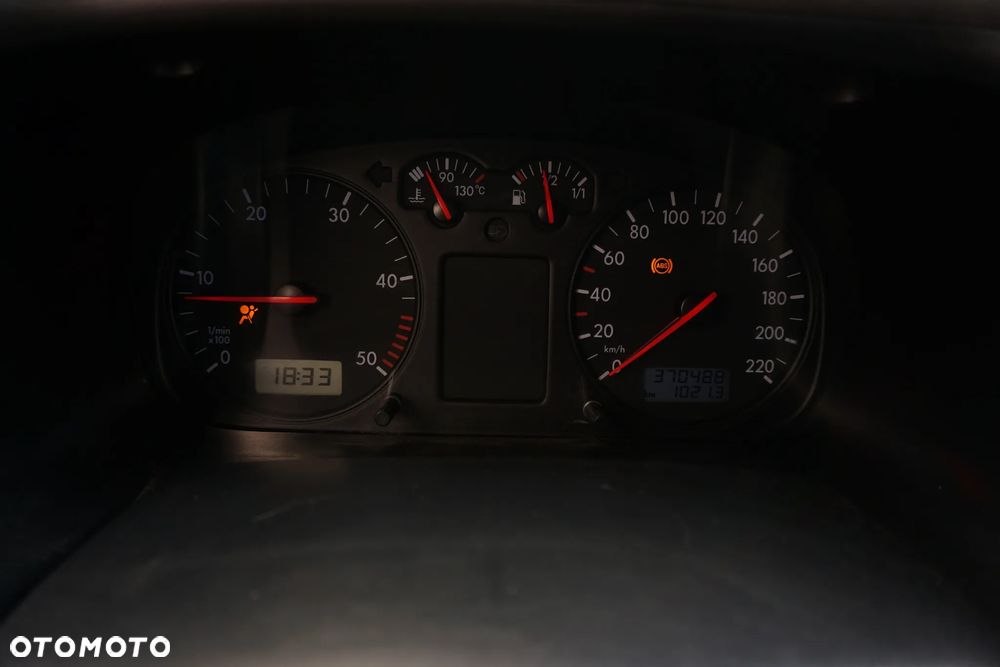 Volkswagen Transporter - 21