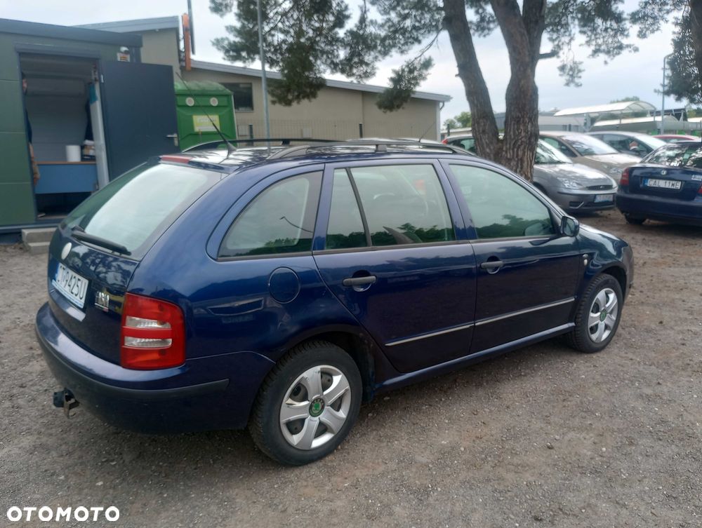 Skoda Fabia - 8